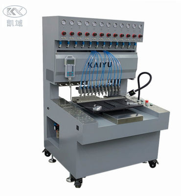 良い価格 12色 柔らかいPVCキーチェーンのマシン パッチ制作 高精度 オンライン