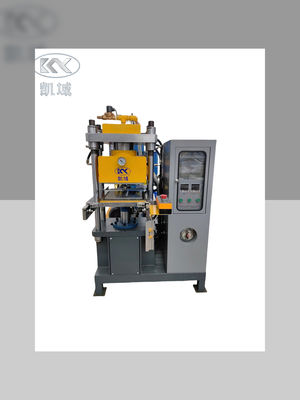 精密シリコン・ラベル・マシンと,作業用衣料のラベルを作るゴム・マシン