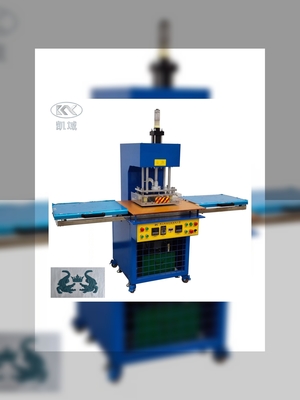 KY-0207 クリエイティブな表現のための高解像度の衣料品エムボスティングマシン