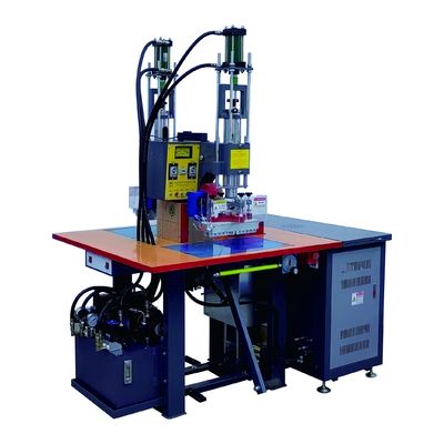 靴のブランディングと規制基準を満たす高速TPUエンボス印刷機